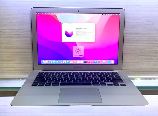 Apple MacBook Air 13" i5 2017 128Gb Silver (MQD32) 1 цикл