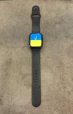Apple Watch Series 4 44mm Space Gray Aluminium case with Black Sport band