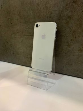 Apple iPhone 8 128Gb Silver (MX142)